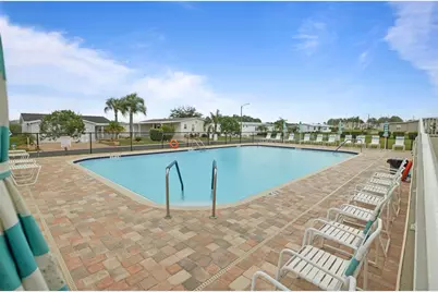 37729 Neukom Avenue, Zephyrhills, FL 33541 - Photo 39