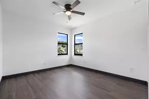 8421 Marlanas Pl, Tampa, FL 33637 - Photo 23