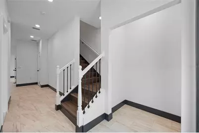 8421 Marlanas Place, Tampa, FL 33637 - Photo 5