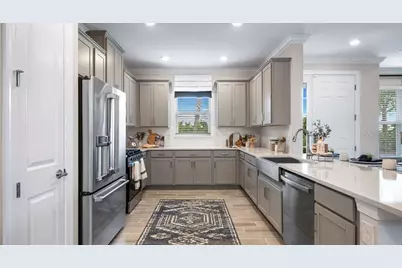 3866 Consolare Court, Wesley Chapel, FL 33543 - Photo 5