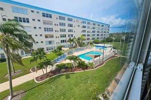 2960 S 59th St, Gulfport, FL 33707 - Photo 11