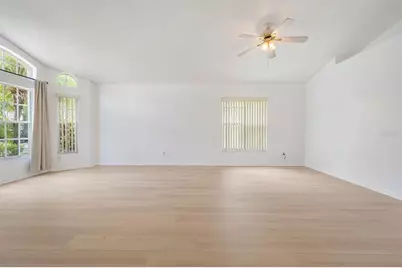 19028 Weatherstone Drive, Tampa, FL 33647 - Photo 7