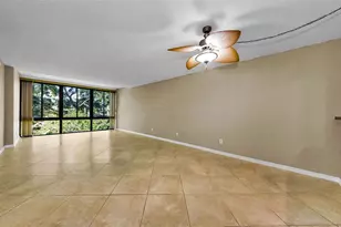 14130 Rosemary Ln, Largo, FL 33774 - Photo 3