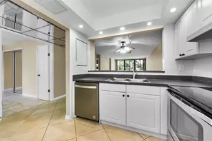 14130 Rosemary Ln, Largo, FL 33774 - Photo 15