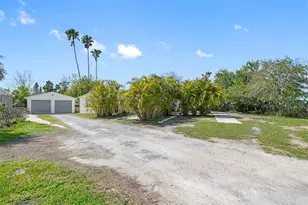 14200 E Parsley Dr, Madeira Beach, FL 33708 - Photo 19