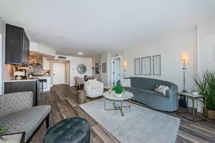 4900 Brittany Dr S, Saint Petersburg, FL 33715 - Photo 7