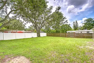 7211 E Cayuga St, Tampa, FL 33610 - Photo 17