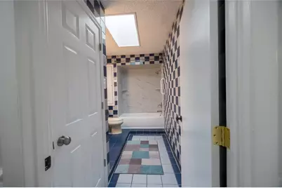 5712 S 20th Avenue S, Tampa, FL 33619 - Photo 13