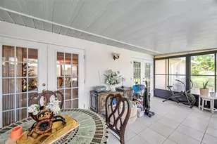 2182 Corinne Ct S, Saint Petersburg, FL 33712 - Photo 31