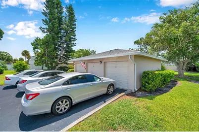 2182 Corinne Court S #C, Saint Petersburg, FL 33712 - Photo 3