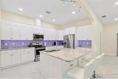 33433 Loop Court, Webster, FL 33597 - Photo 15