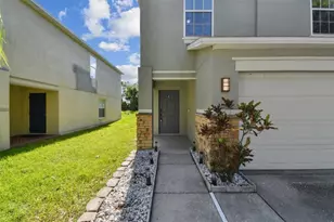 7842 Carriage Pointe Dr, Gibsonton, FL 33534 - Photo 7