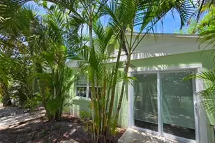 750 Bay Esplanade, Clearwater Beach, FL 33767 - Photo 3