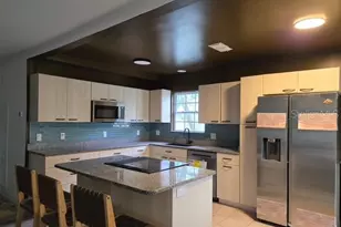 750 Bay Esplanade, Clearwater Beach, FL 33767 - Photo 11