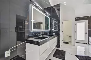 2834 Chancery Ln, Clearwater, FL 33759 - Photo 39