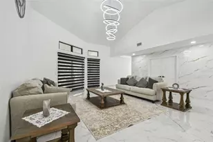 2834 Chancery Ln, Clearwater, FL 33759 - Photo 17