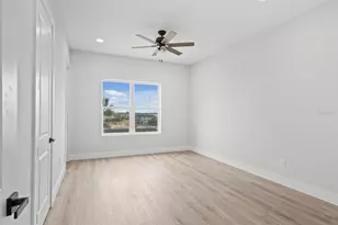 11605 1st St E, Treasure Island, FL 33706 - Photo 33