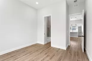 11605 1st St E, Treasure Island, FL 33706 - Photo 19