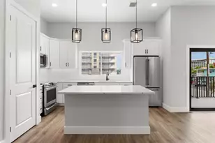 11605 1st St E, Treasure Island, FL 33706 - Photo 15