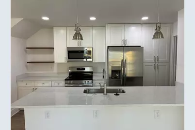 4300 5th Avenue S, Saint Petersburg, FL 33711 - Photo 3