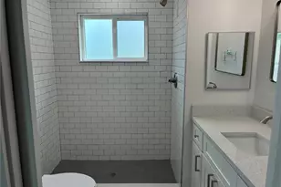 4300 5th Ave S, Saint Petersburg, FL 33711 - Photo 7