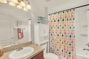 735 Winthrop Dr, Spring Hill, FL 34609 - Photo 19