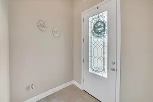 12591 Vander Way, New Port Richey, FL 34654 - Photo 5