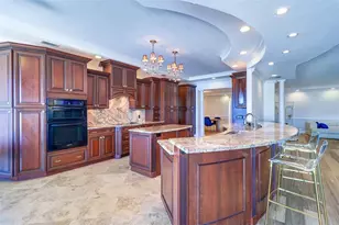 8286 30th Ave N, Saint Petersburg, FL 33710 - Photo 19