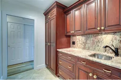8286 30th Avenue N, Saint Petersburg, FL 33710 - Photo 31