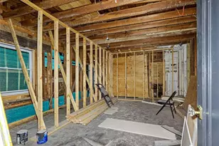 1570 48th Ave N, Saint Petersburg, FL 33703 - Photo 43