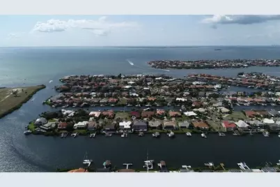 6451 Rubia Circle, Apollo Beach, FL 33572 - Photo 5