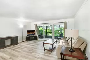 200 Country Club Dr, Largo, FL 33771 - Photo 9