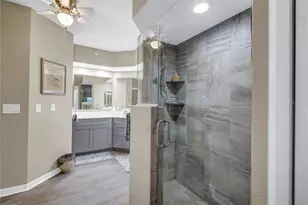 6399 Shoreline Dr, Saint Petersburg, FL 33708 - Photo 15