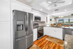 6399 Shoreline Dr, Saint Petersburg, FL 33708 - Photo 21