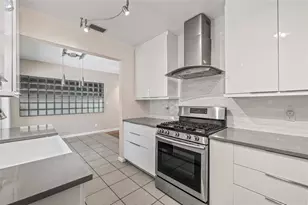 135 Aranda St NE, Saint Petersburg, FL 33704 - Photo 39
