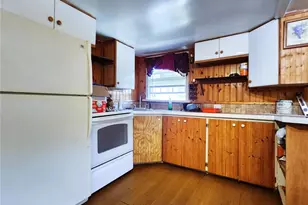 6975 Edgewater Dr, New Port Richey, FL 34652 - Photo 17