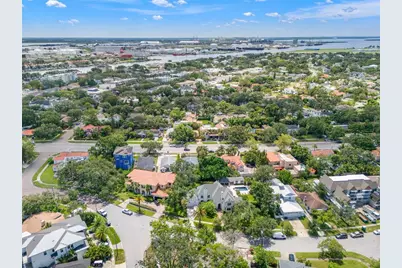 128 W Davis Boulevard, Tampa, FL 33606 - Photo 13