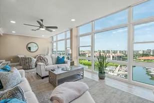 7600 Sun Island Dr S, South Pasadena, FL 33707 - Photo 11