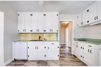 102 11th Avenue, Saint Pete Beach, FL 33706 - Photo 17