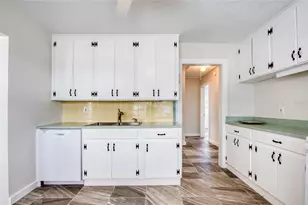 102 11th Ave, Saint Pete Beach, FL 33706 - Photo 17