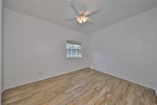 2561 Regal River Rd, Valrico, FL 33596 - Photo 37