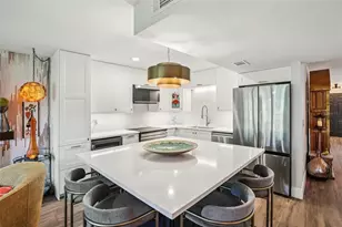 5085 1st St NE, Saint Petersburg, FL 33703 - Photo 5