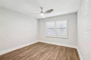 5085 1st St NE, Saint Petersburg, FL 33703 - Photo 41