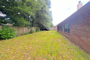 223 Paradise Palm Cir, Crestview, FL 32536 - Photo 29