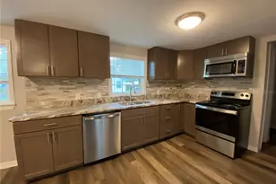 4609 5th St, Zephyrhills, FL 33542 - Photo 11