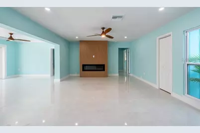 4643 Bay Crest Drive, Tampa, FL 33615 - Photo 7