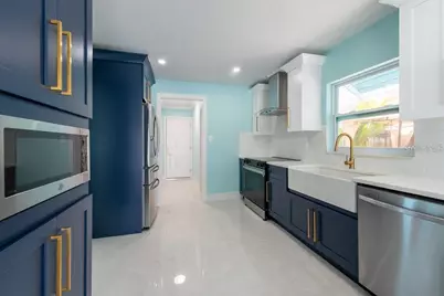 4643 Bay Crest Drive, Tampa, FL 33615 - Photo 15