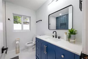 1720 SE Lambright St, Tampa, FL 33610 - Photo 19