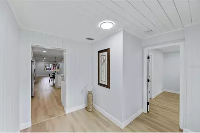 1720 SE Lambright Street, Tampa, FL 33610 - Photo 21