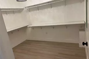 4000 Grove St S, Saint Petersburg, FL 33705 - Photo 9